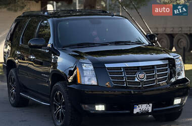 Позашляховик / Кросовер Cadillac Escalade 2007 в Івано-Франківську