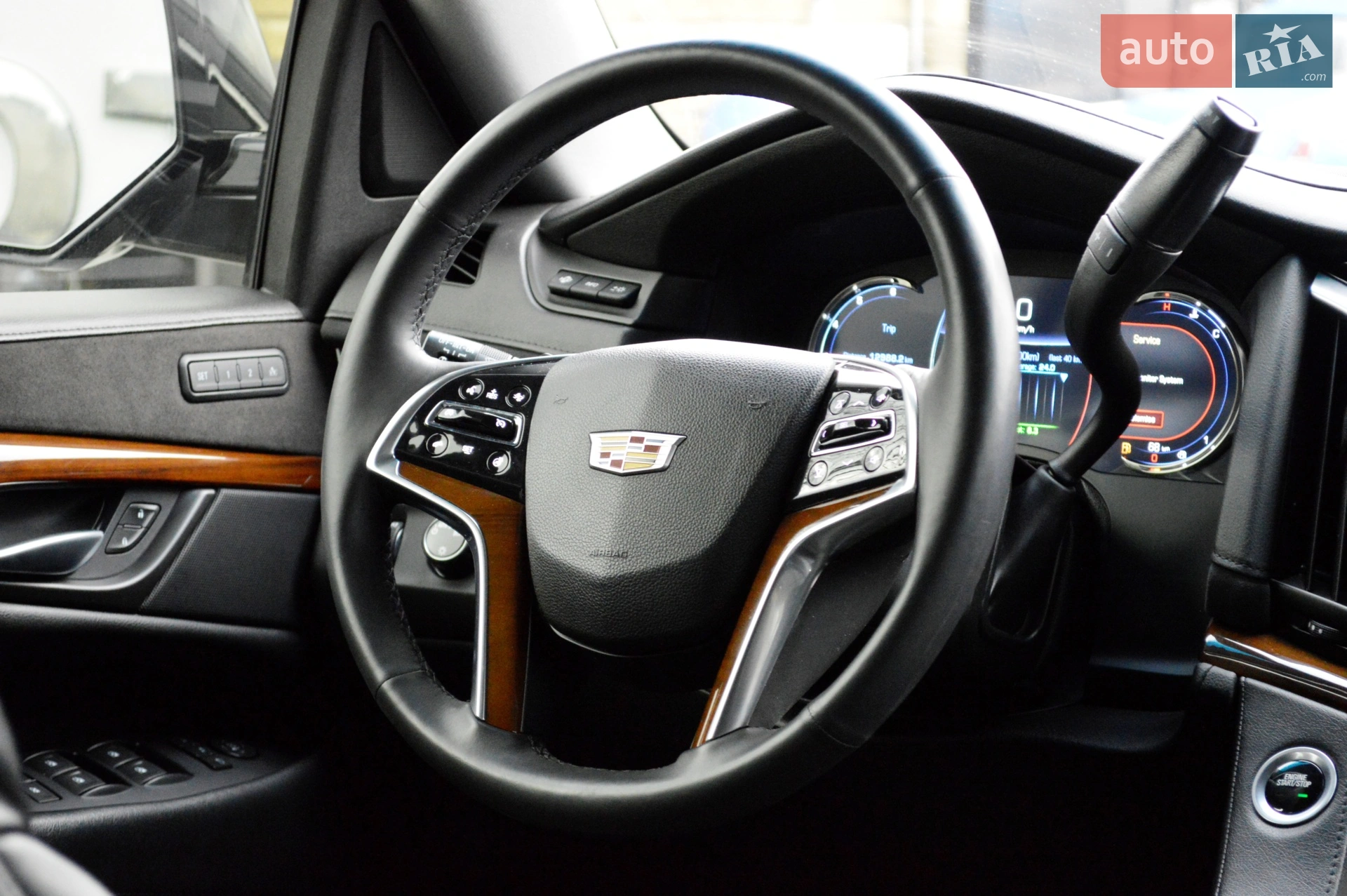 2017 Cadillac Escalade - мініатюра 32