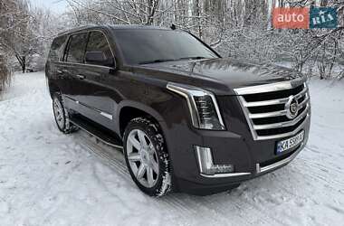 Позашляховик / Кросовер Cadillac Escalade 2014 в Києві