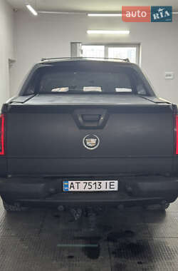 Пикап Cadillac Escalade 2002 в Ивано-Франковске