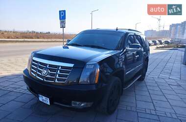 Позашляховик / Кросовер Cadillac Escalade 2007 в Рівному