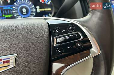 Внедорожник / Кроссовер Cadillac Escalade 2016 в 