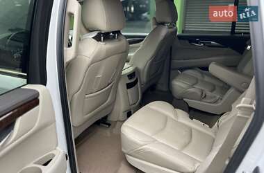 Внедорожник / Кроссовер Cadillac Escalade 2016 в 
