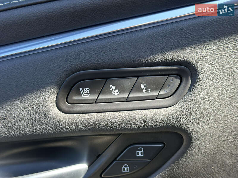 Внедорожник / Кроссовер Cadillac Escalade 2023 в Киеве фото 9 Внедорожник / Кроссовер Cadillac Escalade 2023 в Киеве