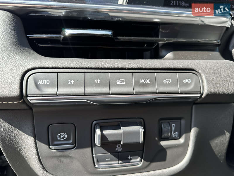 Внедорожник / Кроссовер Cadillac Escalade 2023 в Киеве фото 14 Внедорожник / Кроссовер Cadillac Escalade 2023 в Киеве