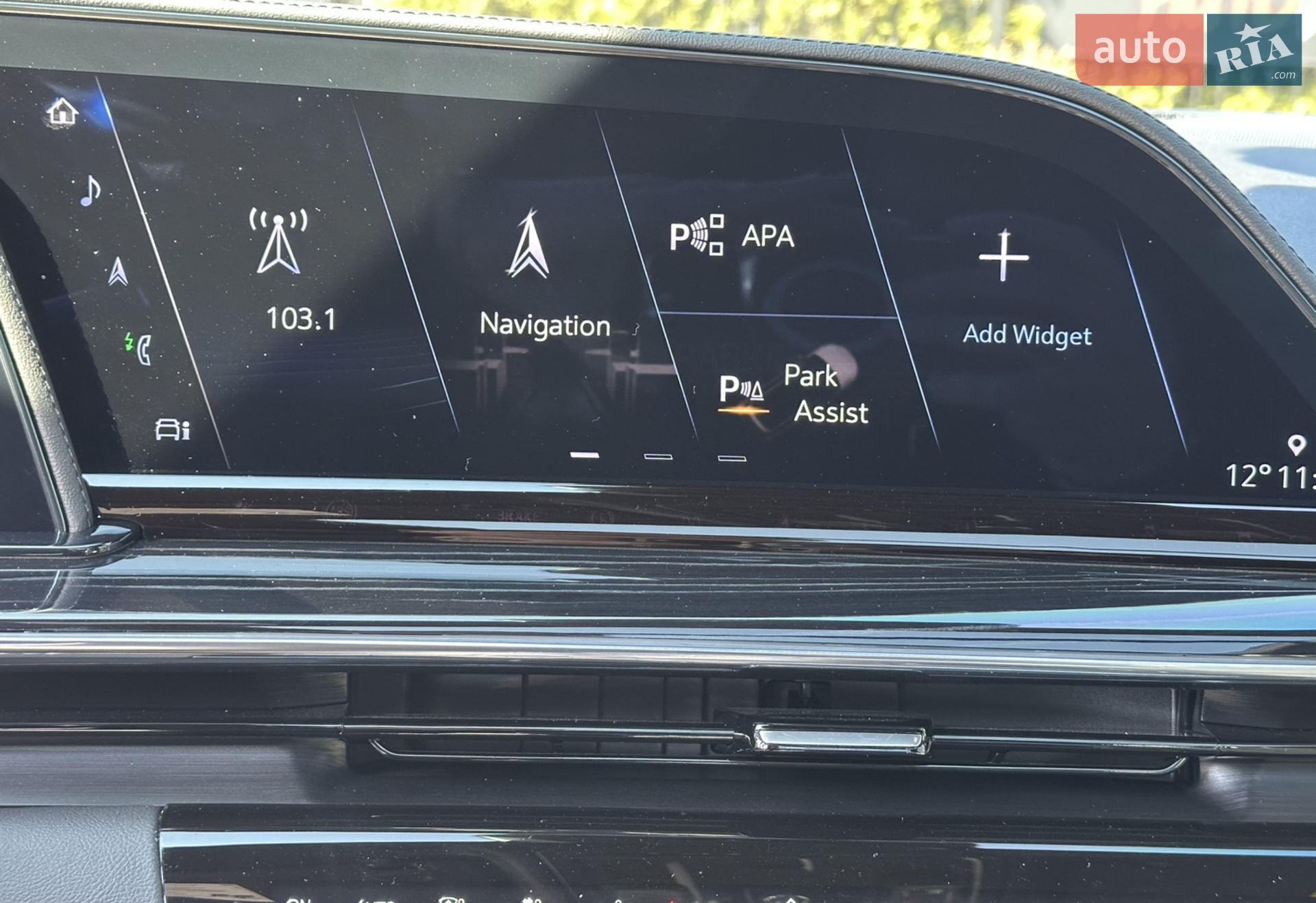 2023 Cadillac Escalade - мініатюра 21