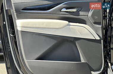 Внедорожник / Кроссовер Cadillac Escalade 2023 в 
