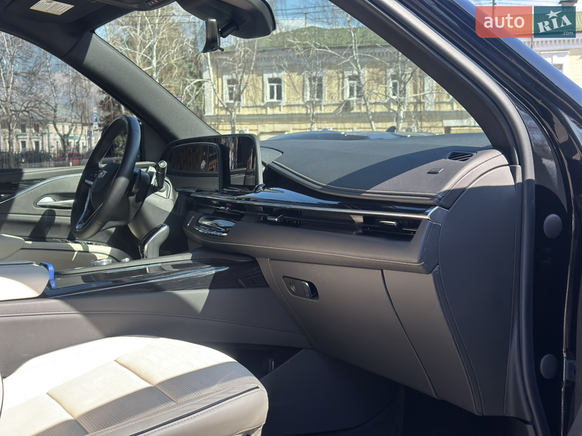 2023 Cadillac Escalade - мініатюра 33