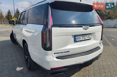 Внедорожник / Кроссовер Cadillac Escalade 2022 в 