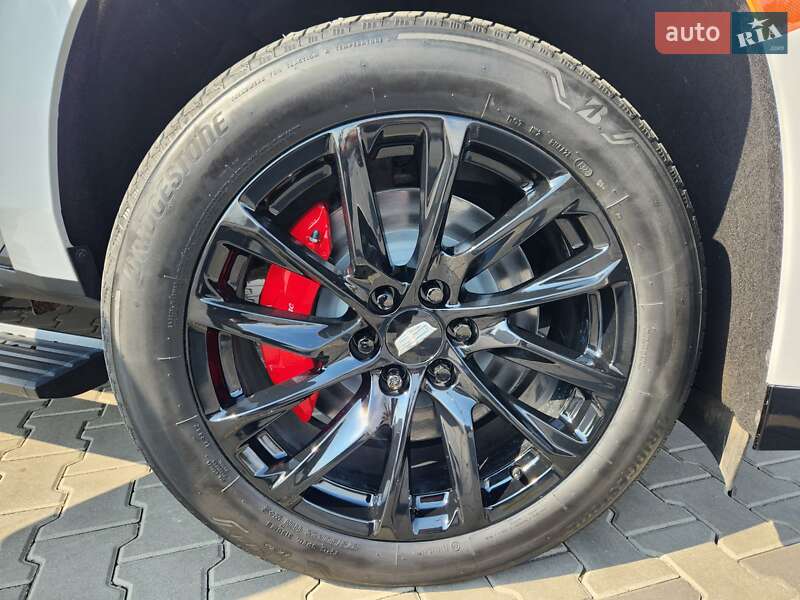 Внедорожник / Кроссовер Cadillac Escalade 2022 в Киеве