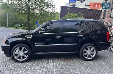 Позашляховик / Кросовер Cadillac Escalade 2008 в 