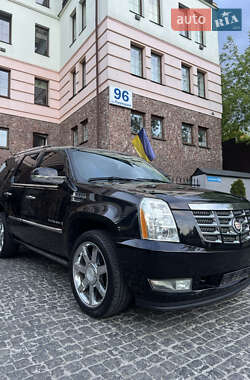 Позашляховик / Кросовер Cadillac Escalade 2008 в 