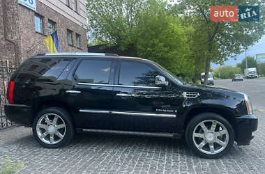 Позашляховик / Кросовер Cadillac Escalade 2008 в 