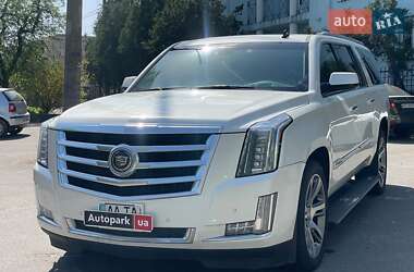 Внедорожник / Кроссовер Cadillac Escalade 2014 в 