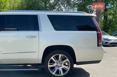 Внедорожник / Кроссовер Cadillac Escalade 2014 в 