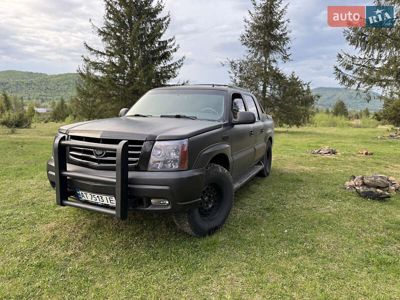Пикап Cadillac Escalade 2002 в Ивано-Франковске