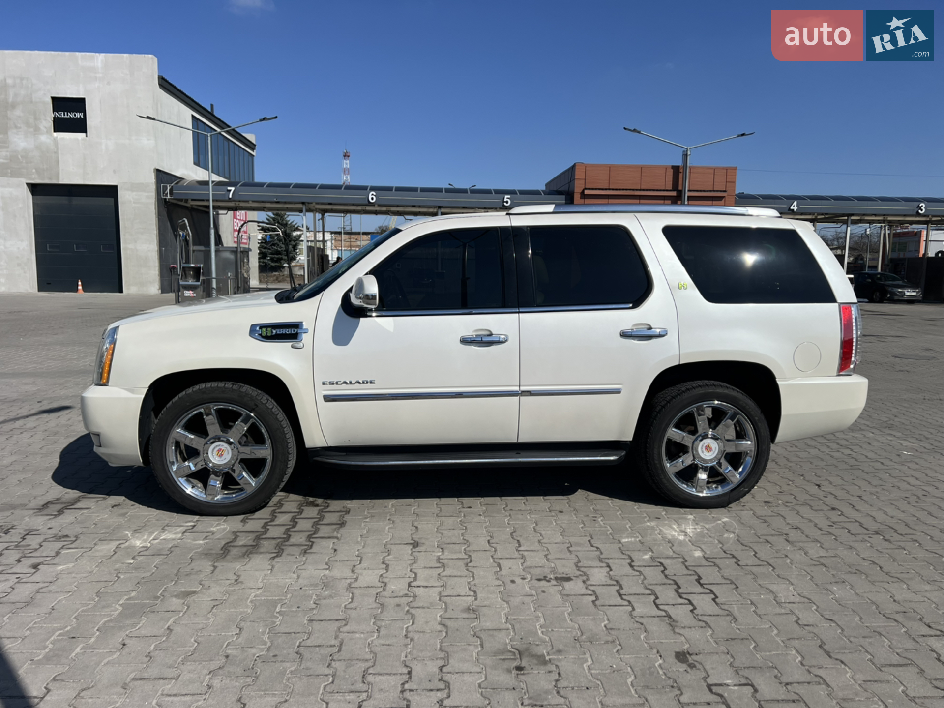 2011 Cadillac Escalade - мініатюра 4