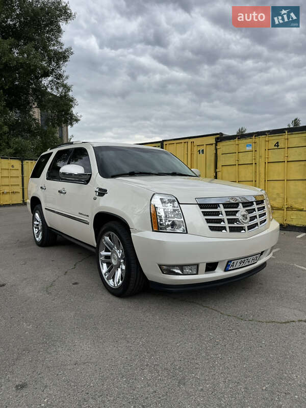Cadillac Escalade 2010