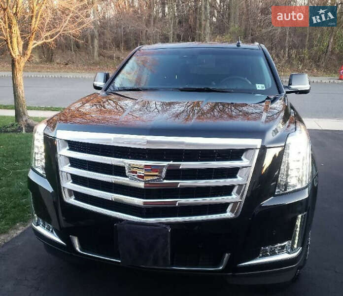 Позашляховик / Кросовер Cadillac Escalade 2017 в Києві