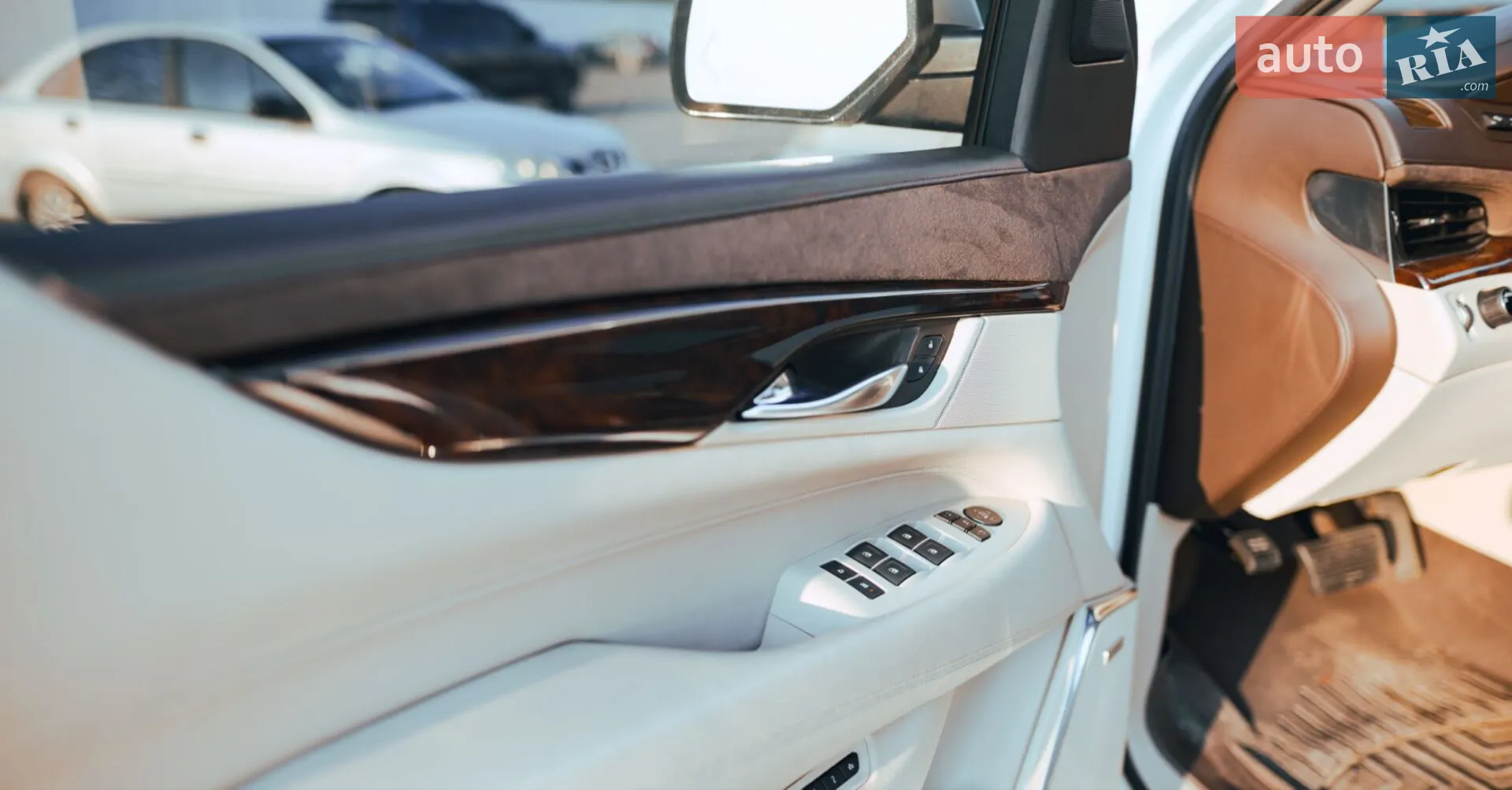 2014 Cadillac Escalade - мініатюра 36