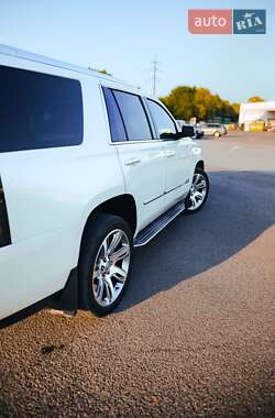Внедорожник / Кроссовер Cadillac Escalade 2014 в 