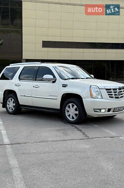 Внедорожник / Кроссовер Cadillac Escalade 2007 в 