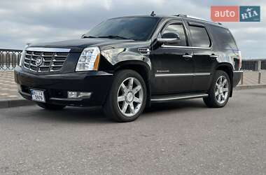 Позашляховик / Кросовер Cadillac Escalade 2007 в Полтаві