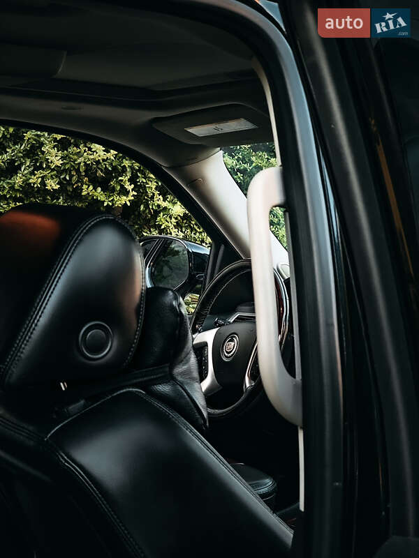 Внедорожник / Кроссовер Cadillac Escalade 2007 в Одессе фото 12 Внедорожник / Кроссовер Cadillac Escalade 2007 в Одессе