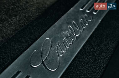 Внедорожник / Кроссовер Cadillac Escalade 2007 в 