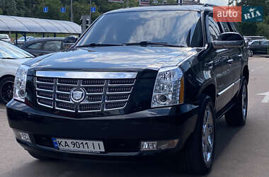 Внедорожник / Кроссовер Cadillac Escalade 2008 в 