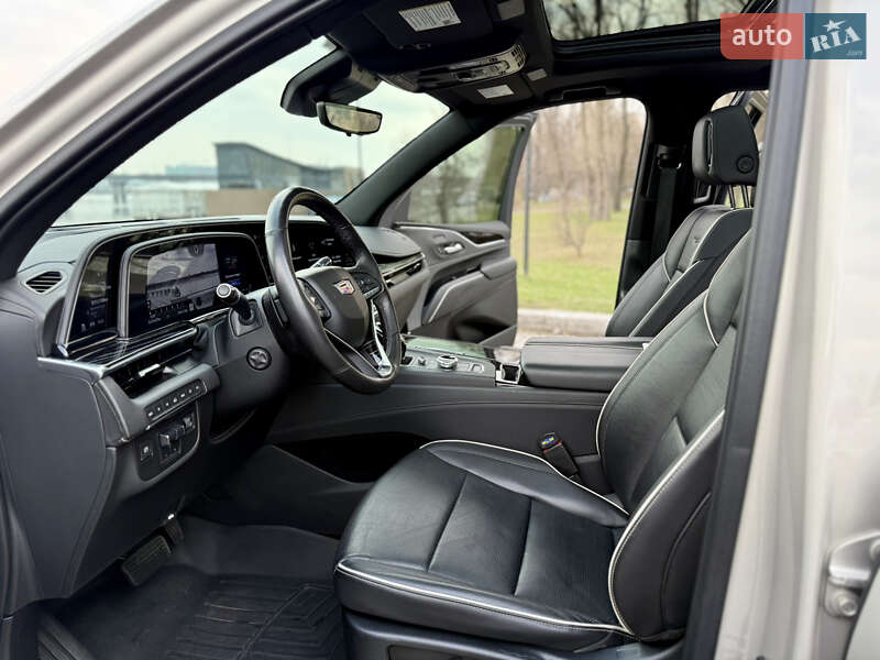 Внедорожник / Кроссовер Cadillac Escalade 2020 в Киеве