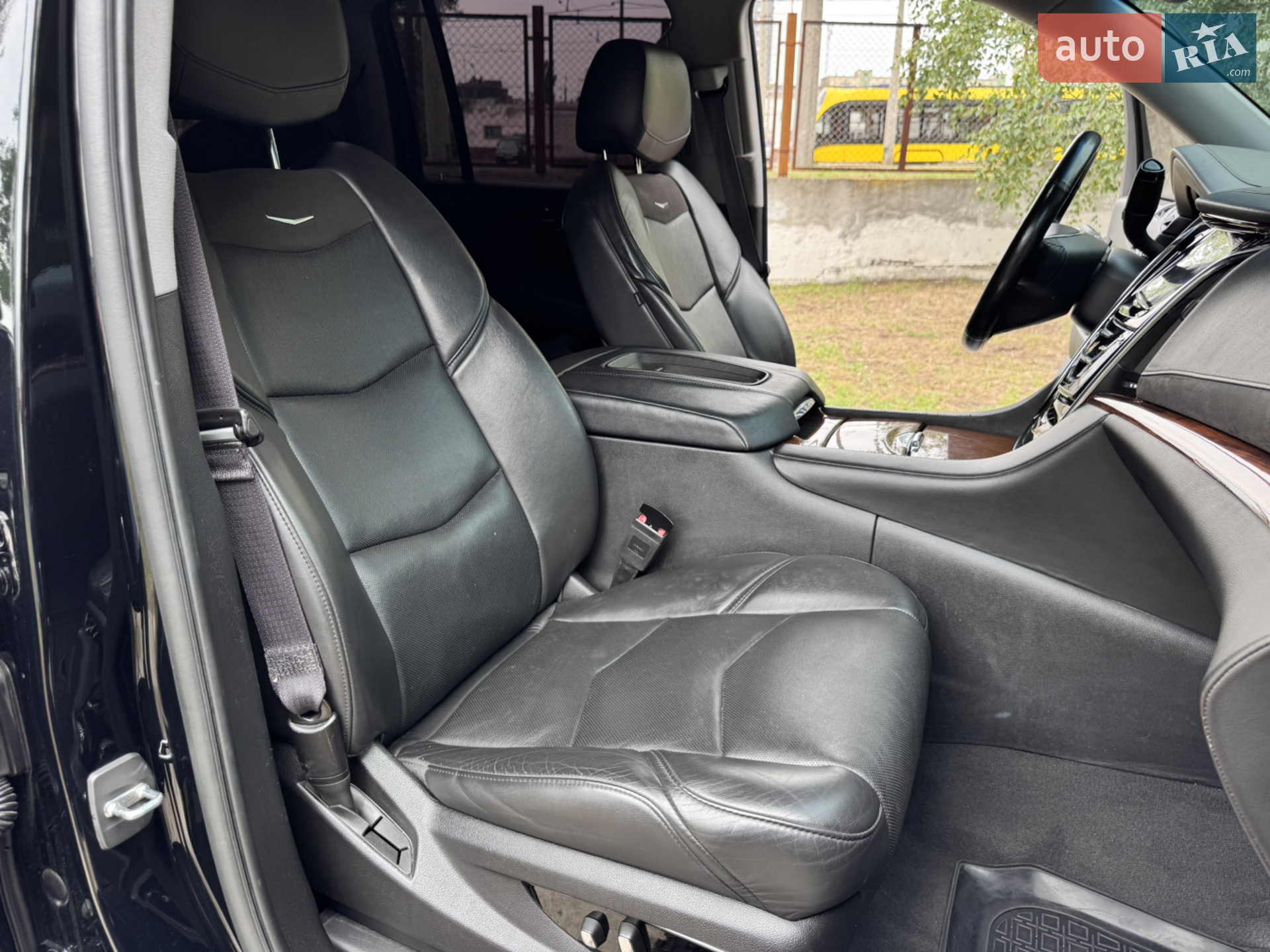2016 Cadillac Escalade - мініатюра 30