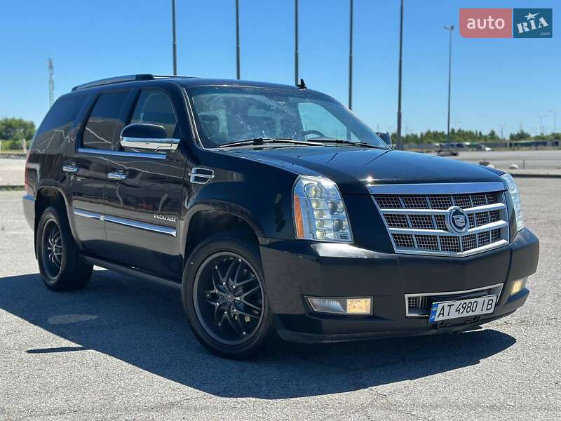 Cadillac Escalade 2011