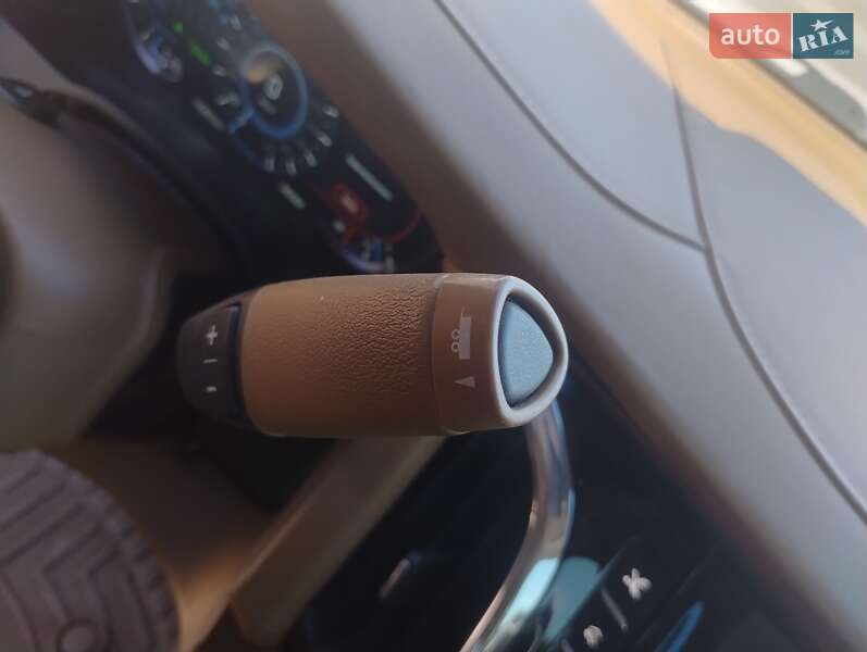 Позашляховик / Кросовер Cadillac Escalade 2016 в Чернігові фото 37 Позашляховик / Кросовер Cadillac Escalade 2016 в Чернігові