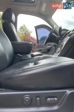 Внедорожник / Кроссовер Cadillac Escalade 2008 в 