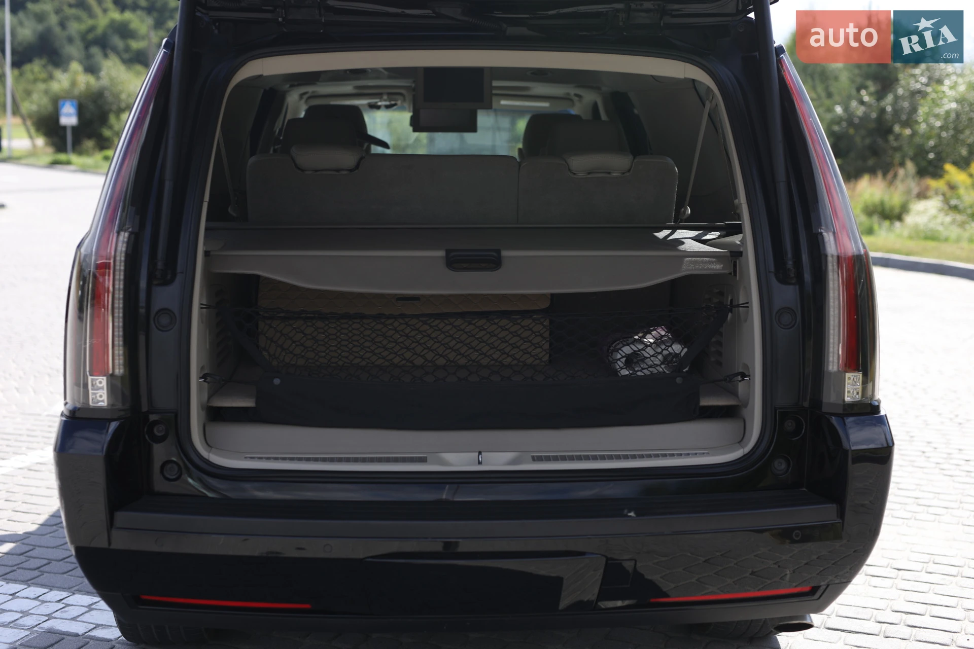 2014 Cadillac Escalade - мініатюра 24