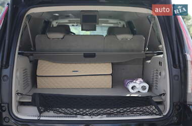 Внедорожник / Кроссовер Cadillac Escalade 2014 в 