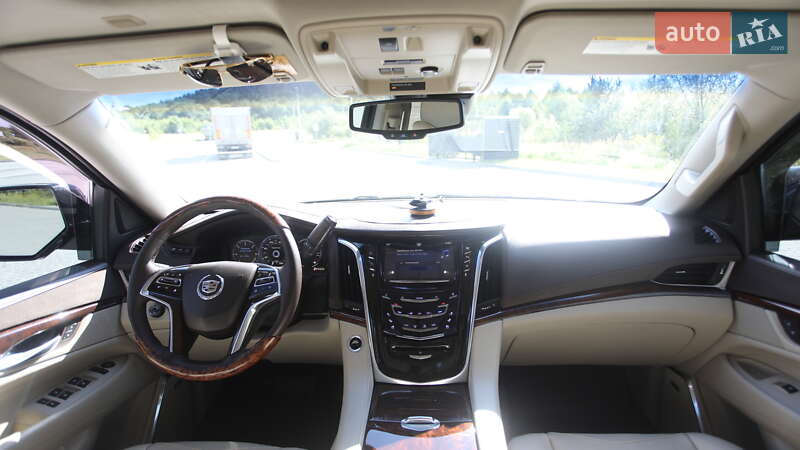 Внедорожник / Кроссовер Cadillac Escalade 2014 в Львове фото 35 Внедорожник / Кроссовер Cadillac Escalade 2014 в Львове