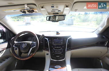 Внедорожник / Кроссовер Cadillac Escalade 2014 в 