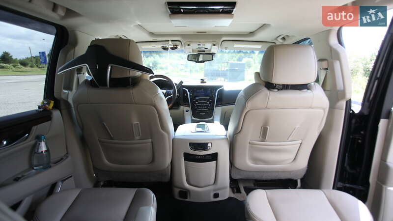 Внедорожник / Кроссовер Cadillac Escalade 2014 в Львове фото 37 Внедорожник / Кроссовер Cadillac Escalade 2014 в Львове