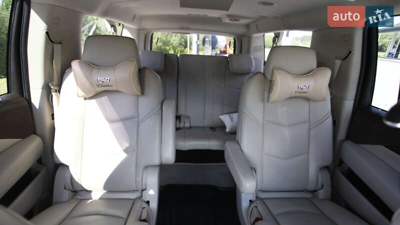 Внедорожник / Кроссовер Cadillac Escalade 2014 в Львове фото 38 Внедорожник / Кроссовер Cadillac Escalade 2014 в Львове