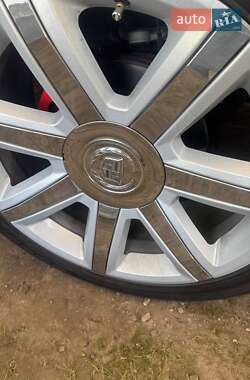 Внедорожник / Кроссовер Cadillac Escalade 2014 в 