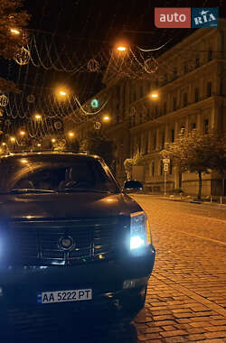 Внедорожник / Кроссовер Cadillac Escalade 2006 в 