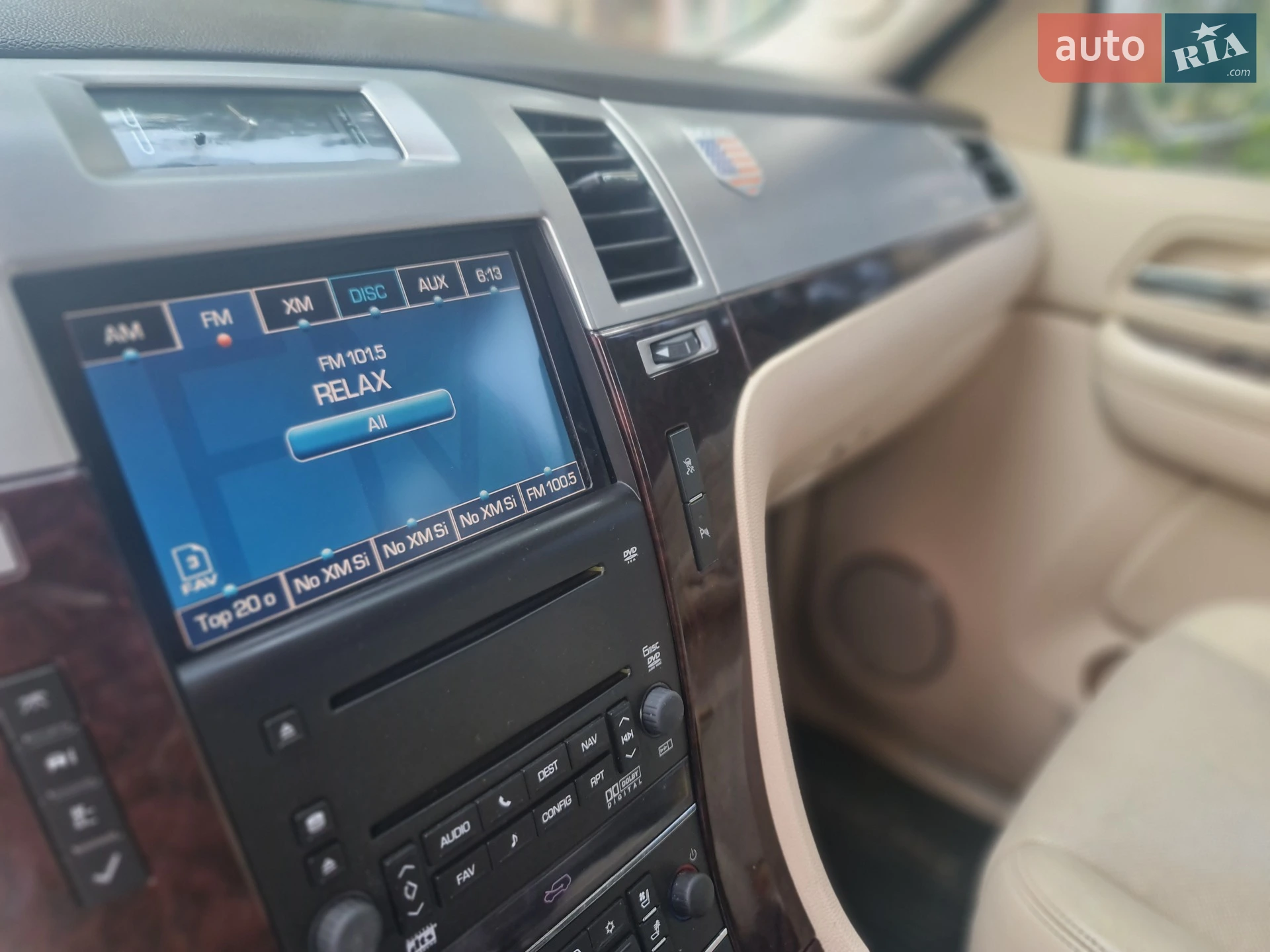 Cadillac Escalade 2008 VIN 1GYFK63808R244533 фото оголошення 3 з 8
