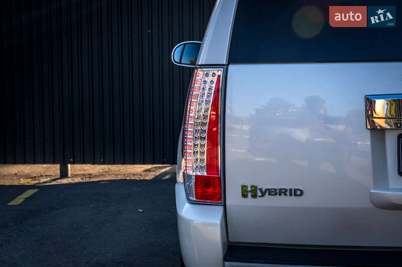 Позашляховик / Кросовер Cadillac Escalade 2011 в Києві