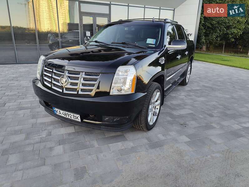 Cadillac Escalade 2011