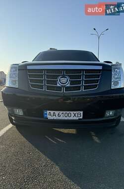 Лимузин Cadillac Escalade 2008 в 
