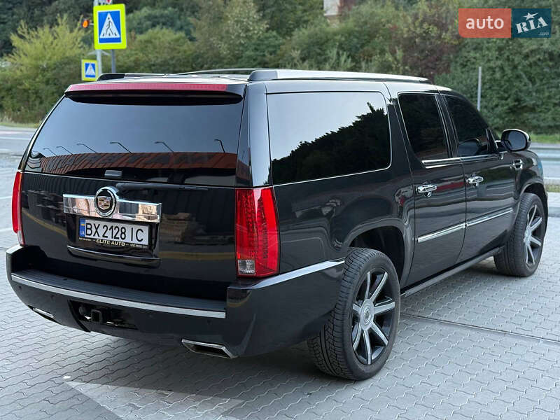 Внедорожник / Кроссовер Cadillac Escalade 2013 в Сколе