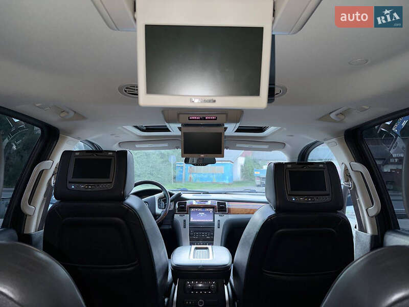 Внедорожник / Кроссовер Cadillac Escalade 2013 в Сколе