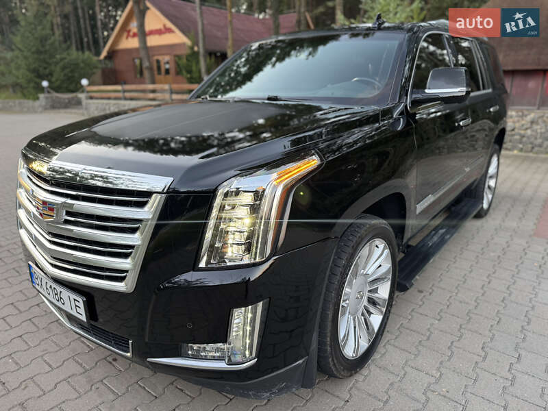 Внедорожник / Кроссовер Cadillac Escalade 2016 в Хмельницком